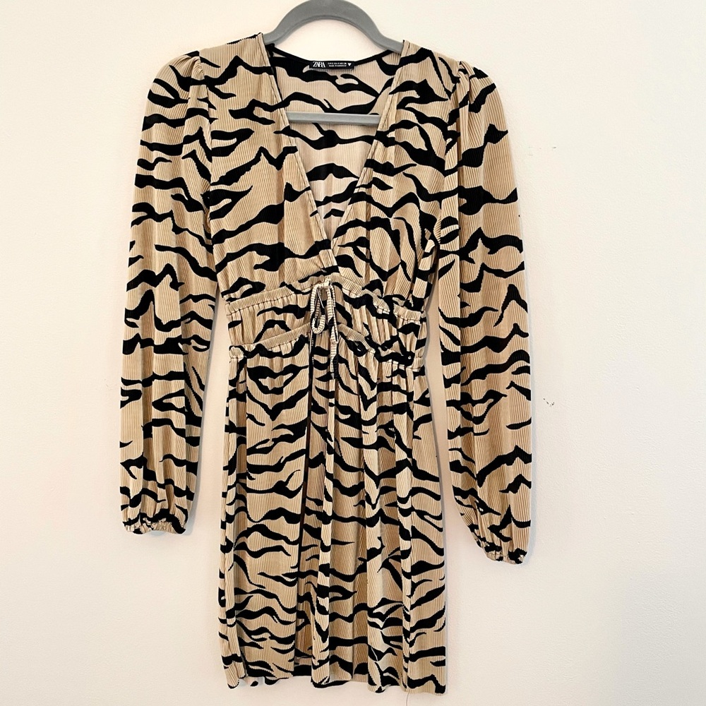 Zara long sleeve satin crinkle dress